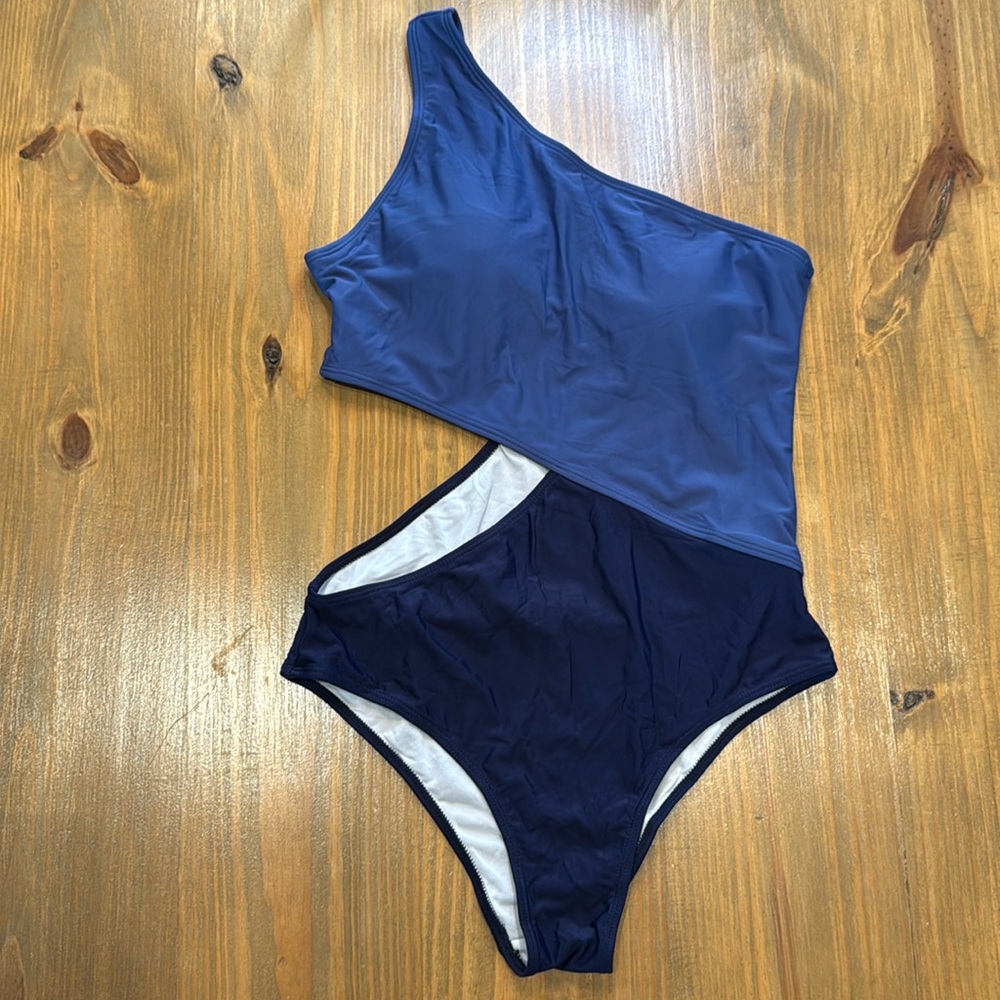 NWOT One Shoulder Cutout One Piece Swimsuit Monokini blue & navy swimwear